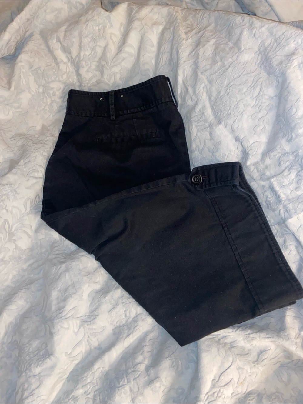 LOFT Black Casual Capri Pants